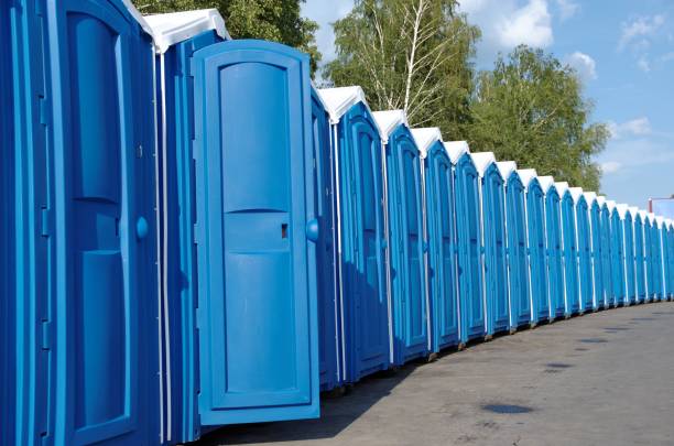 Best Porta potty rental near me  in Neffs, OH